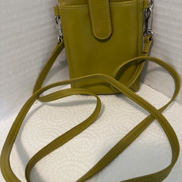 Tiny crossbody case. - Picture 2 of 4